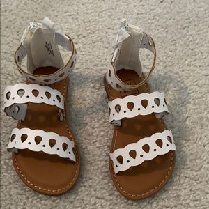 GAP white girls sandals ! Never worn !